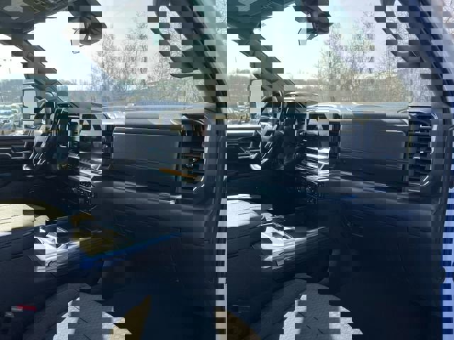 Used 2024 Chevrolet Silverado 3500 LT w/ Convenience Package image 28