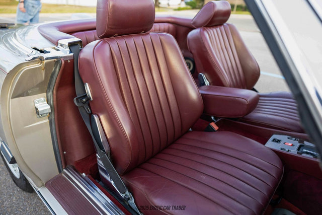 Used 1987 Mercedes-Benz 560 SL image 38