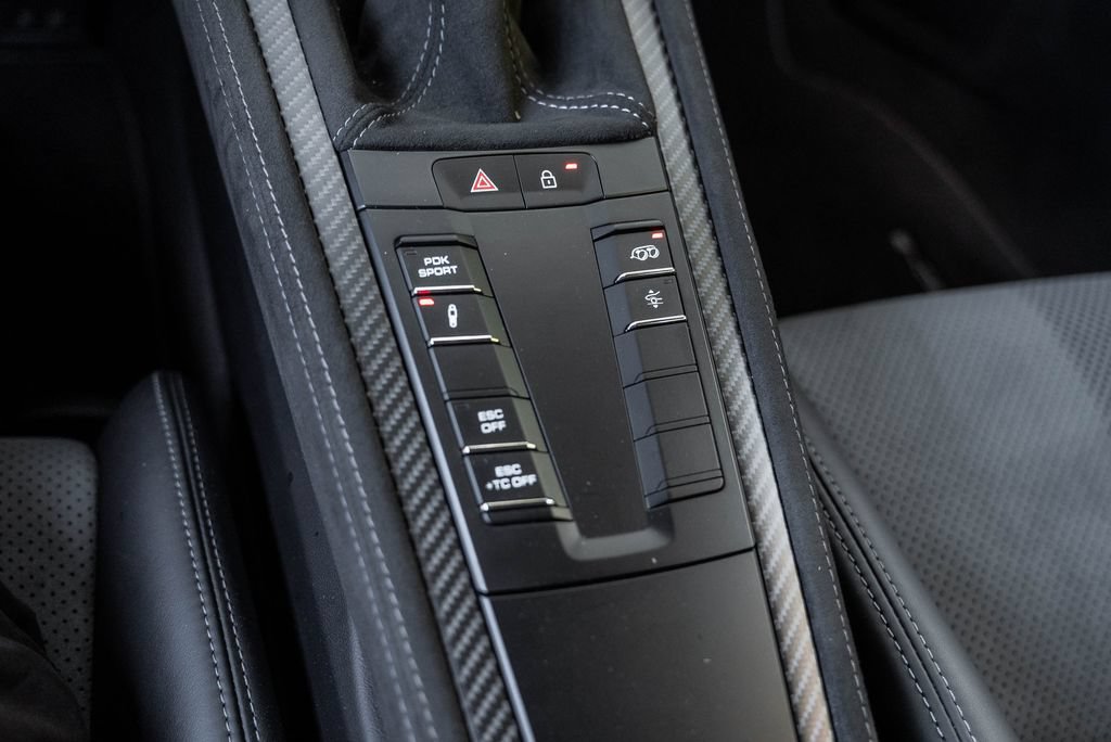 Used 2024 Porsche 718 Cayman GT4 RS RWD image 76