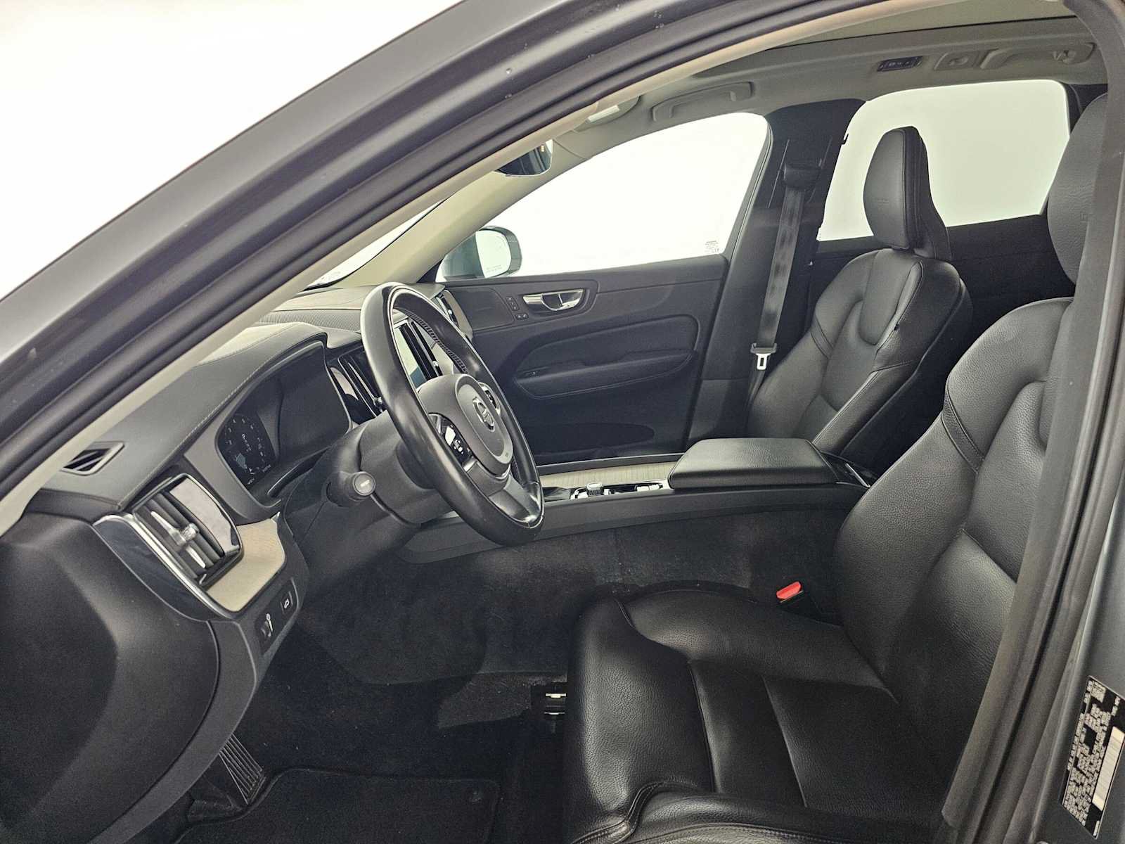 Used 2020 Volvo XC60 T5 Inscription FWD image 20