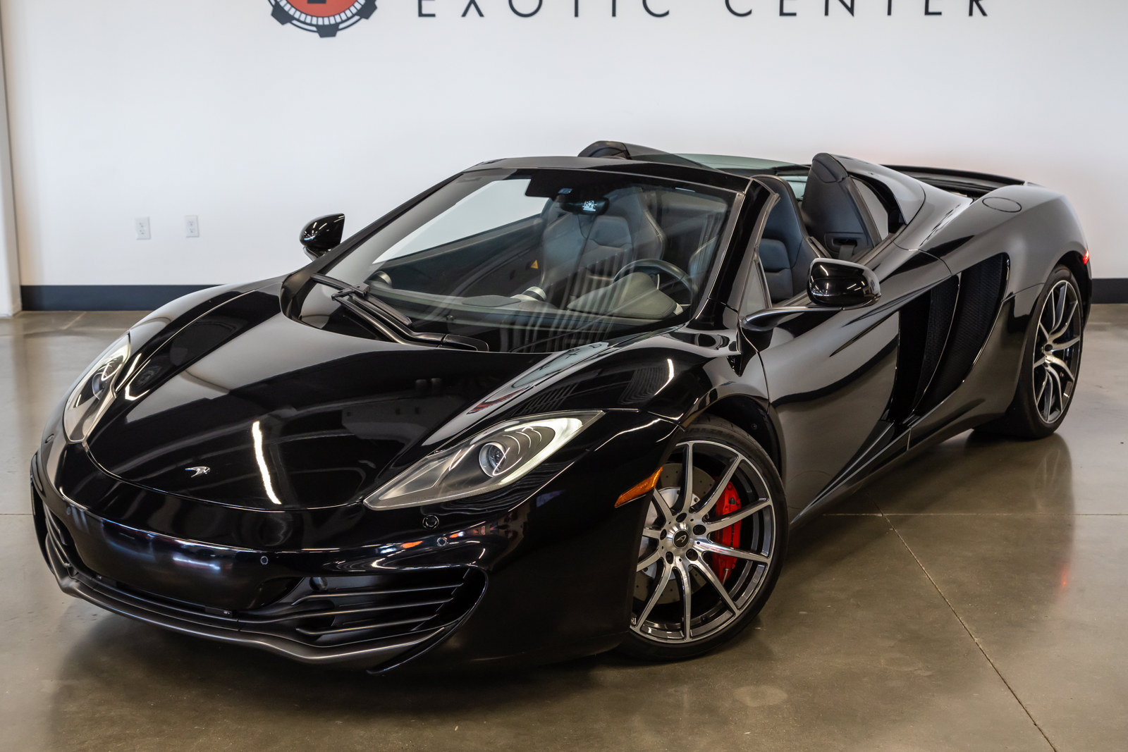 Used 2013 McLaren MP4-12C Spider RWD image 7
