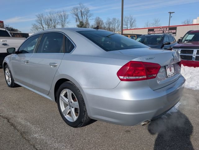 Used 2013 Volkswagen Passat 2.5 SE image 4
