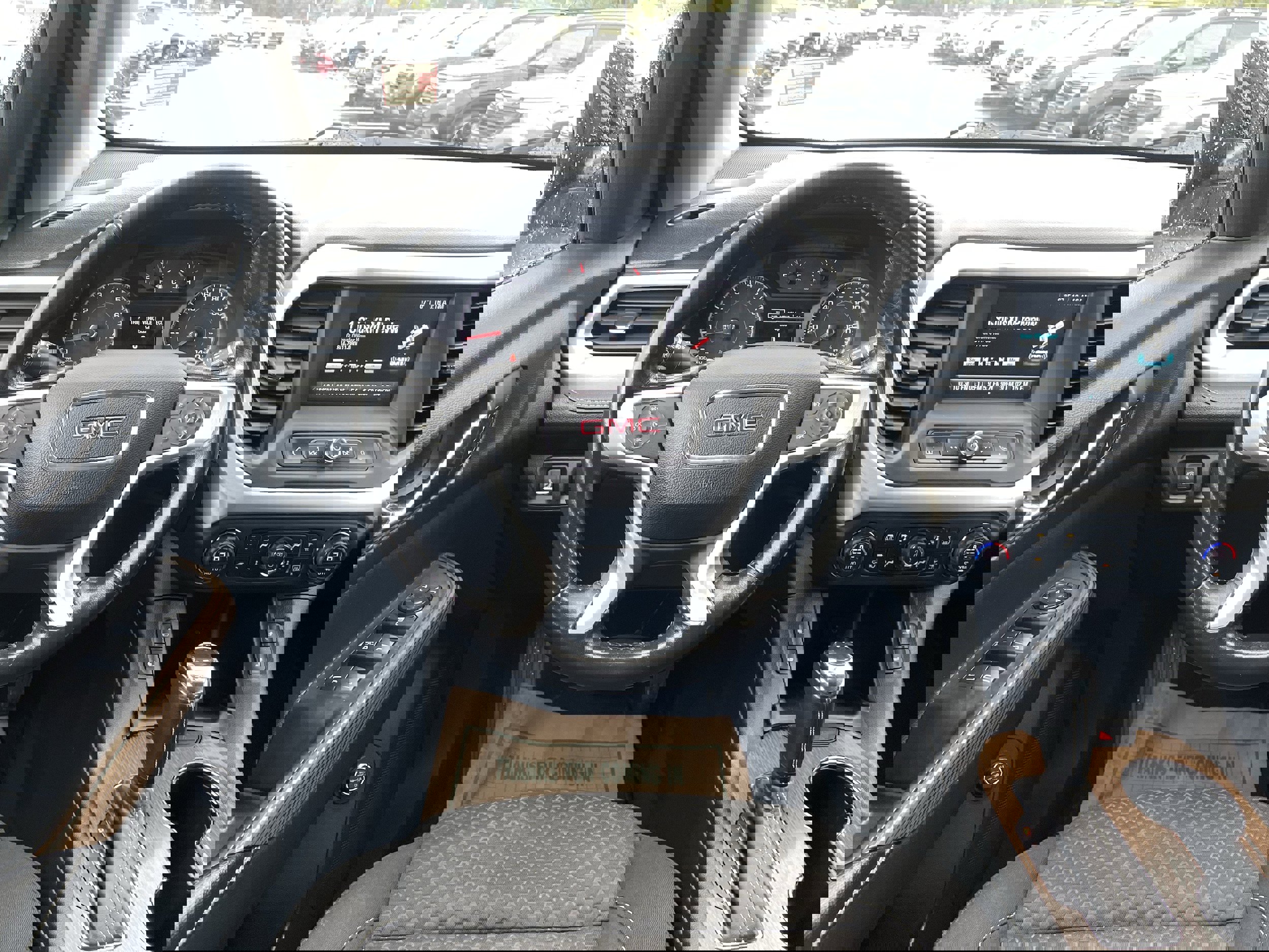Used 2019 GMC Acadia SLE image 14