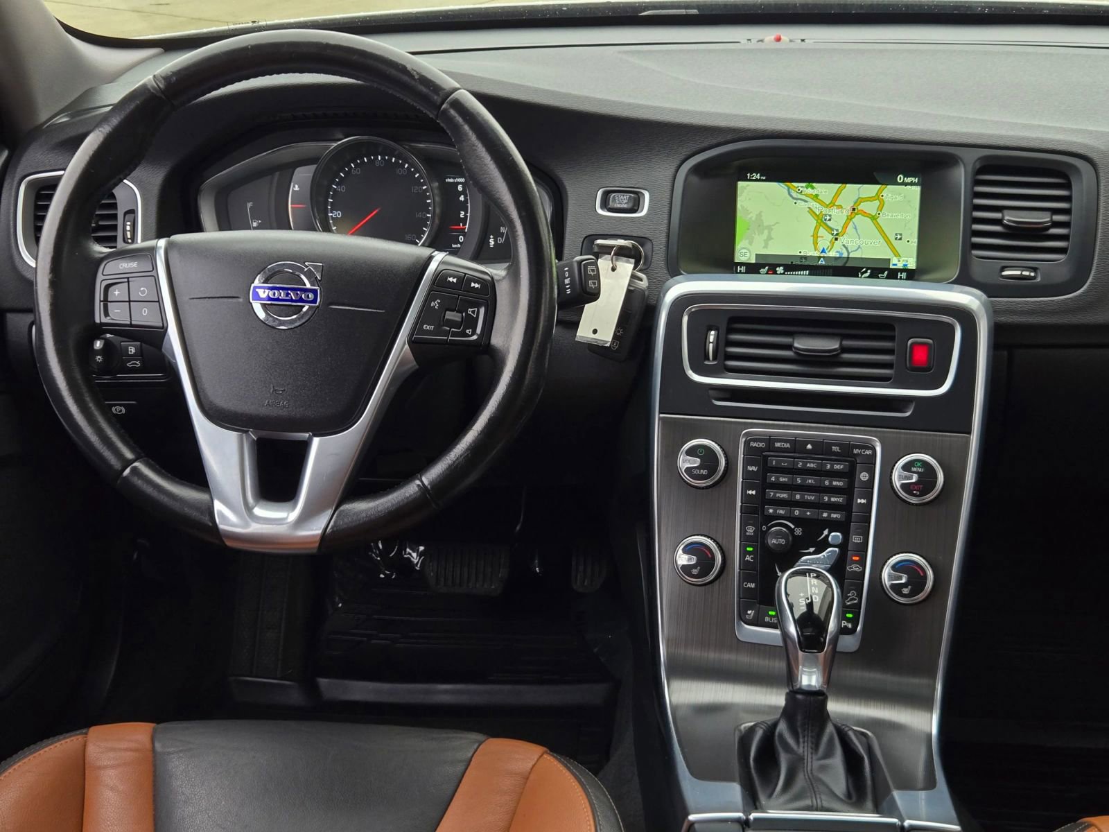 Used 2016 Volvo V60 T5 Cross Country w/ Convenience Package image 25