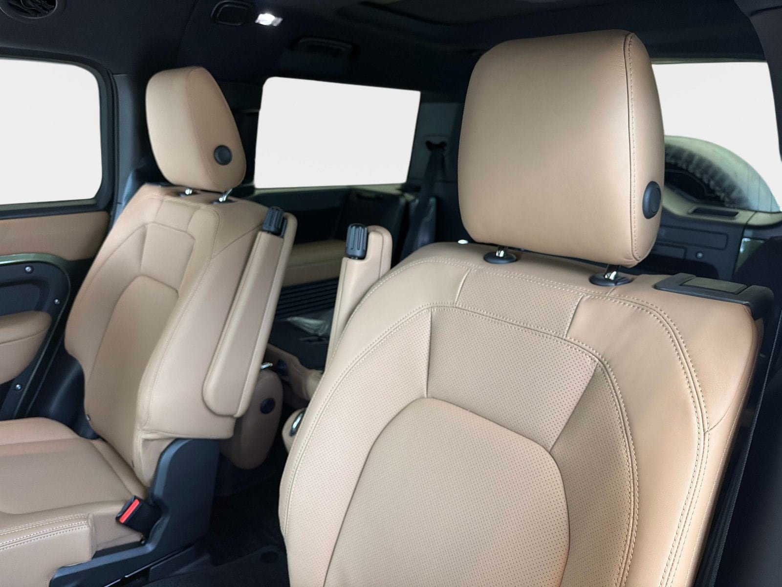 New 2026 Land Rover Defender 130 S AWD/4WD image 15