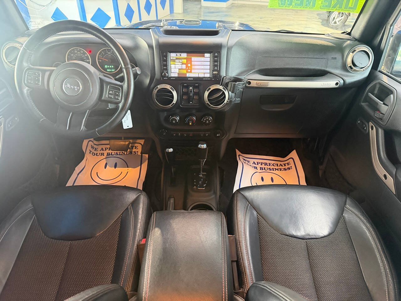 Used 2017 Jeep Wrangler Unlimited Sahara AWD/4WD image 11