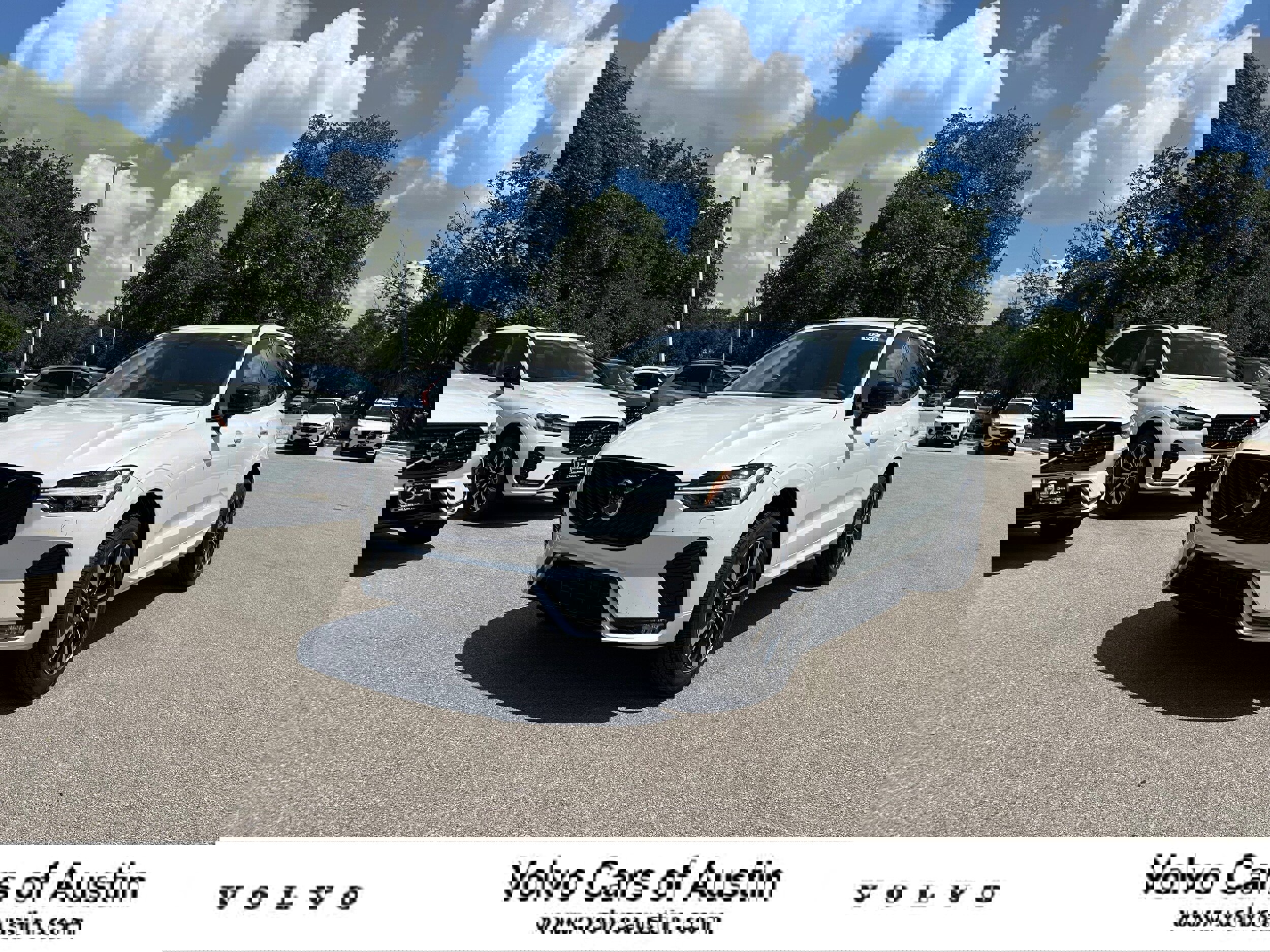 New 2026 Volvo XC60 B5 Core w/ Climate Package image 1