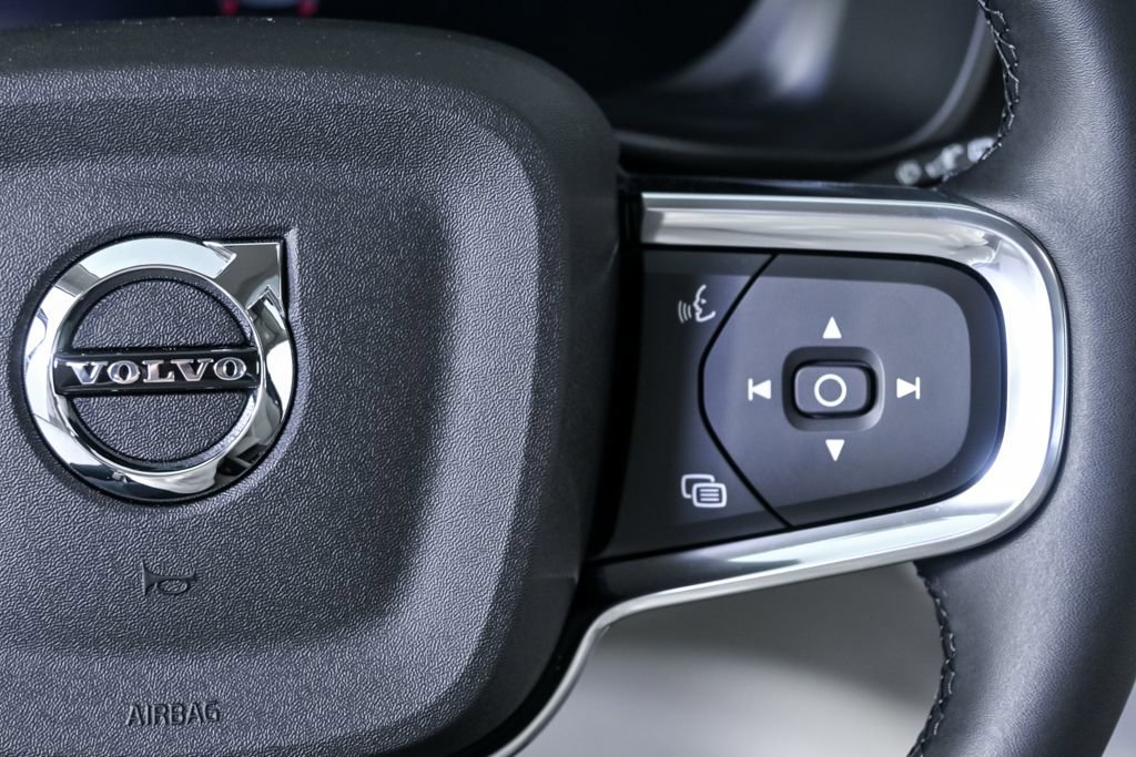 New 2026 Volvo XC40 B5 Ultra w/ Protection Package Premier image 11
