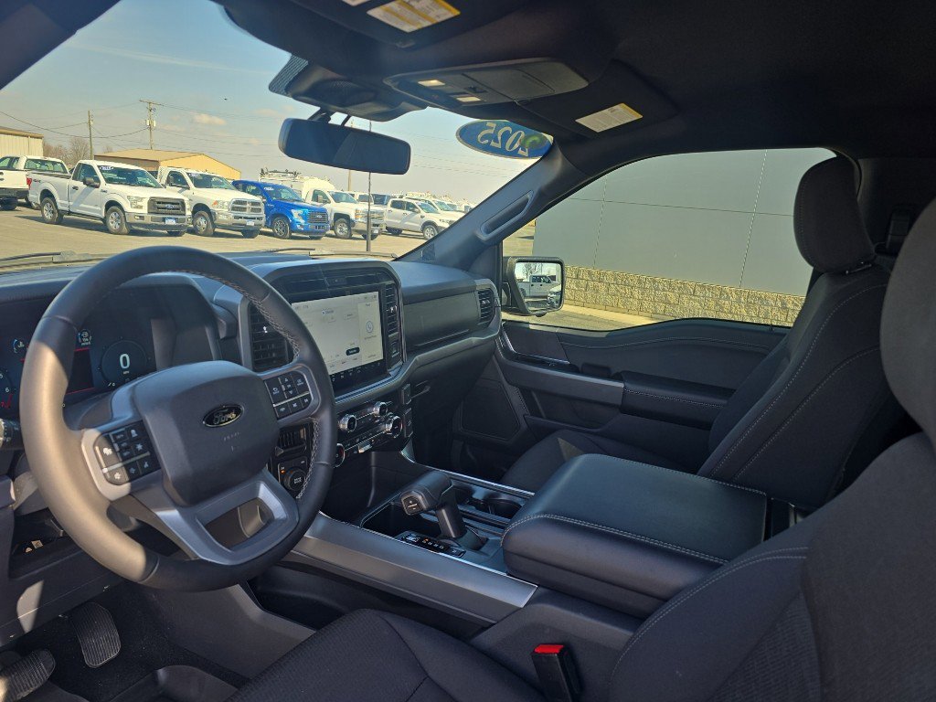 Used 2025 Ford F150 XLT w/ Equipment Group 302A MID image 15