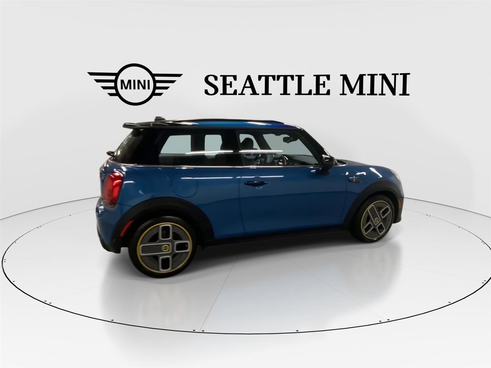 Certified 2024 MINI Cooper SE FWD image 12