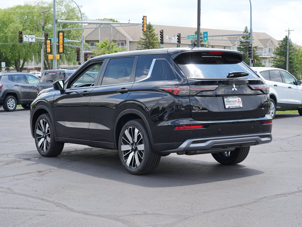 New 2026 Mitsubishi Outlander SE AWD/4WD image 5
