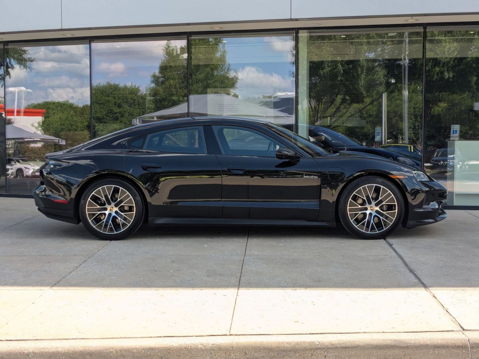 Certified 2026 Porsche Taycan image 8