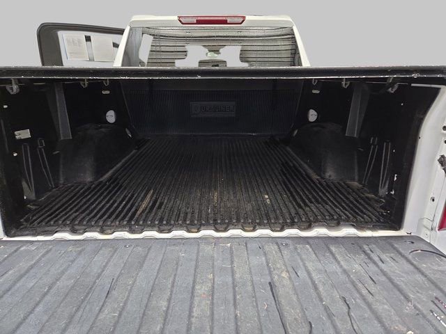 Used 2023 Chevrolet Silverado 1500 LT image 14