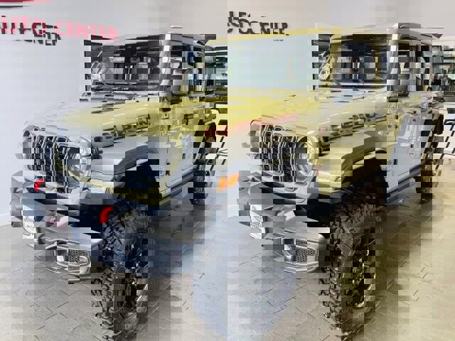 Used 2025 Jeep Wrangler Unlimited Rubicon w/ XTREMEE 35" Tire Package image 2