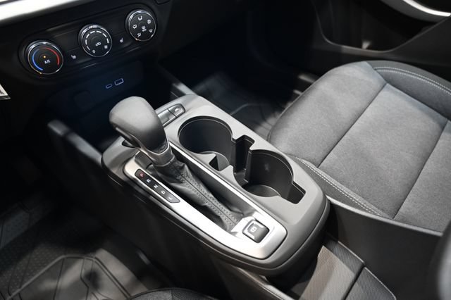 New 2026 Chevrolet Trax LS w/ LS Convenience Package FWD image 18