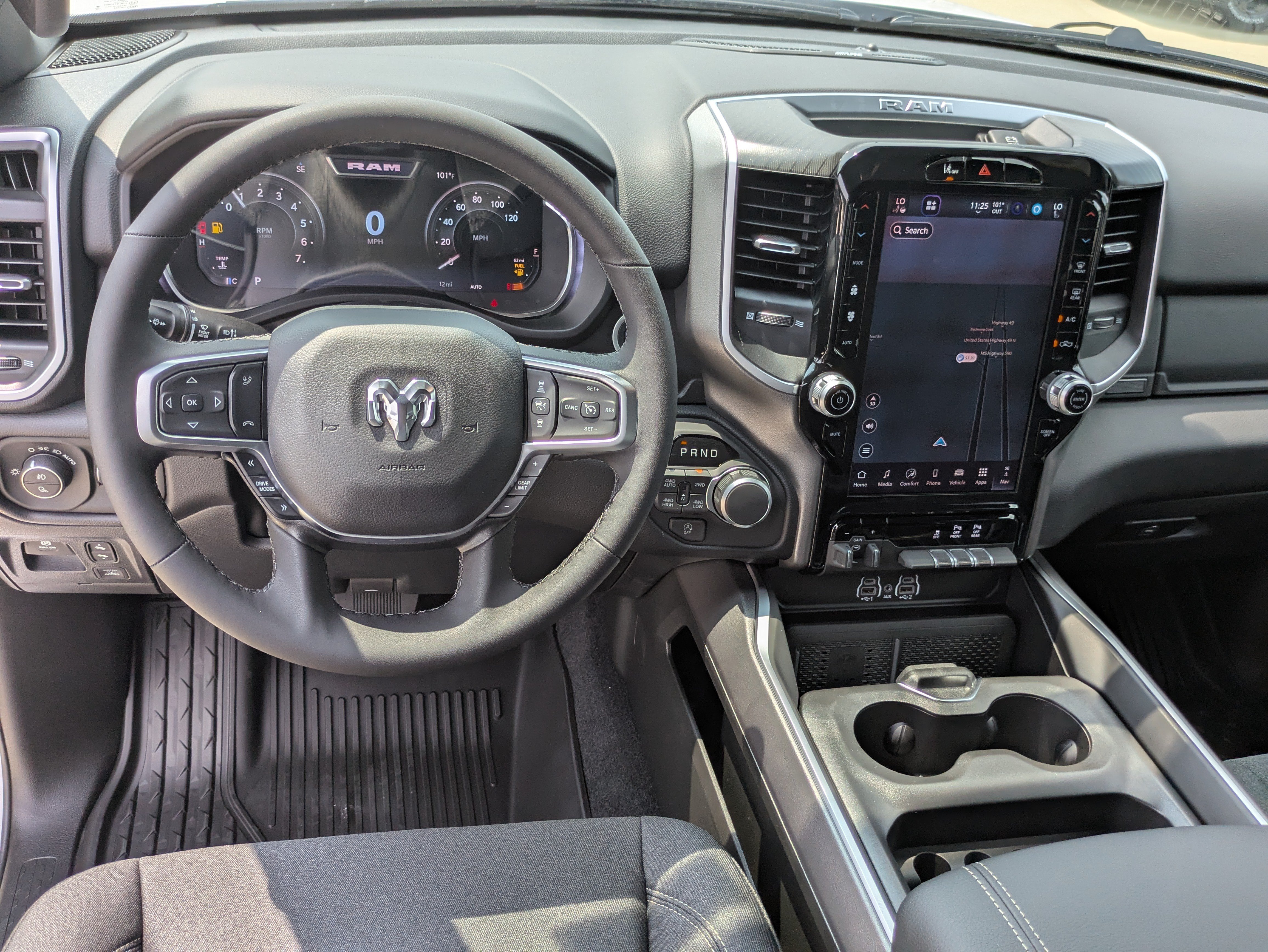 New 2026 RAM 1500 Big Horn AWD/4WD image 14