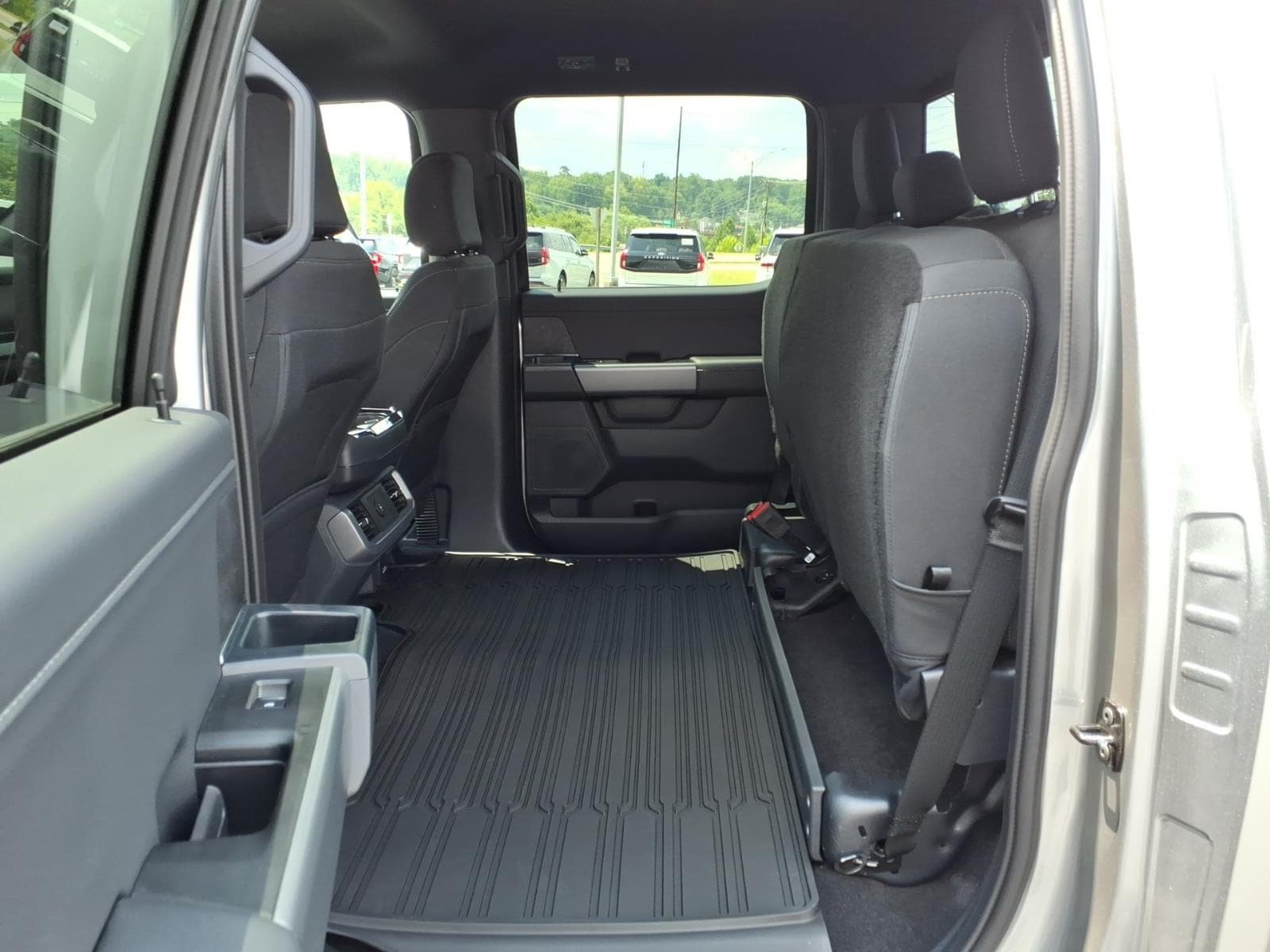 Used 2026 Ford F150 XLT w/ Equipment Group 302A MID AWD/4WD image 14