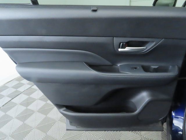 Used 2025 Toyota Grand Highlander FWD image 26