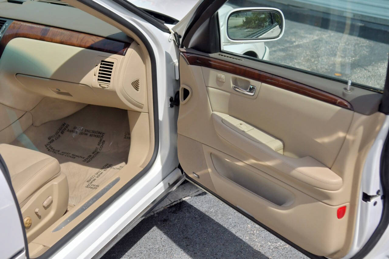 Used 2006 Cadillac DTS Performance FWD image 29