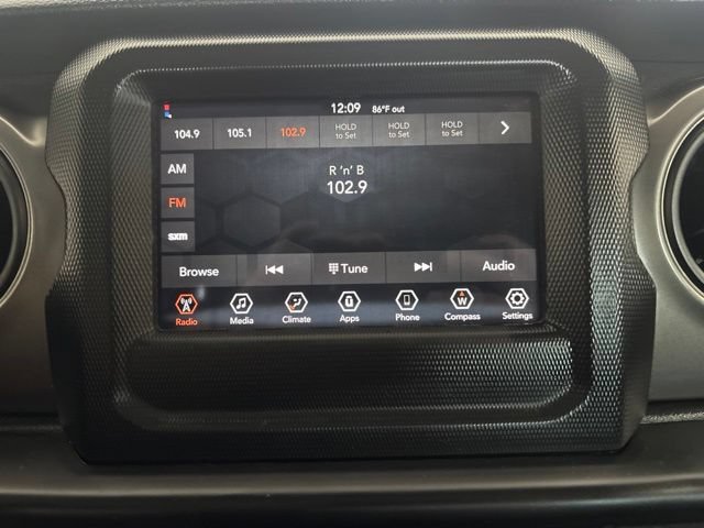 Used 2022 Jeep Wrangler Sport AWD/4WD image 22