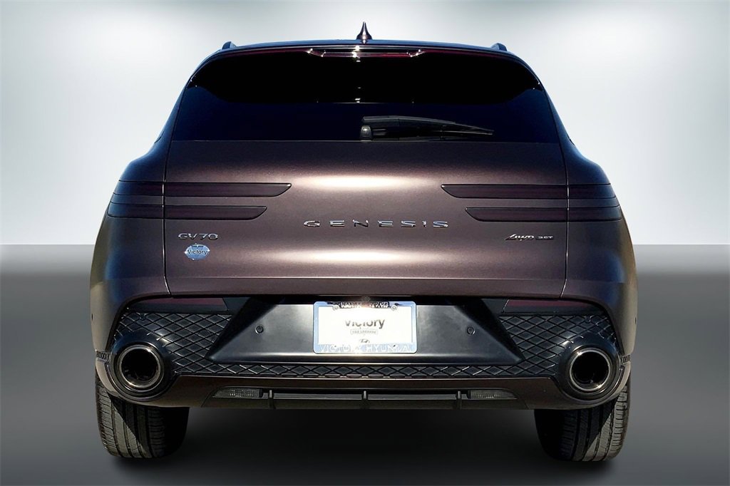 Used 2023 Genesis GV70 3.5T Sport w/ Sport Prestige Package image 6