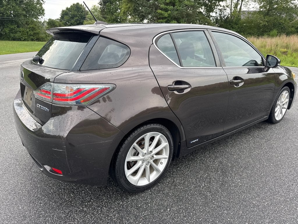 Used 2011 Lexus CT 200h Premium w/ Premium Audio Pkg FWD image 5