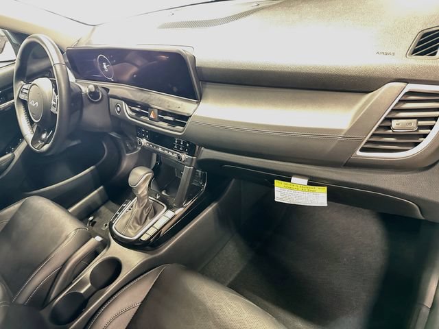 Used 2024 Kia Seltos EX AWD/4WD image 30