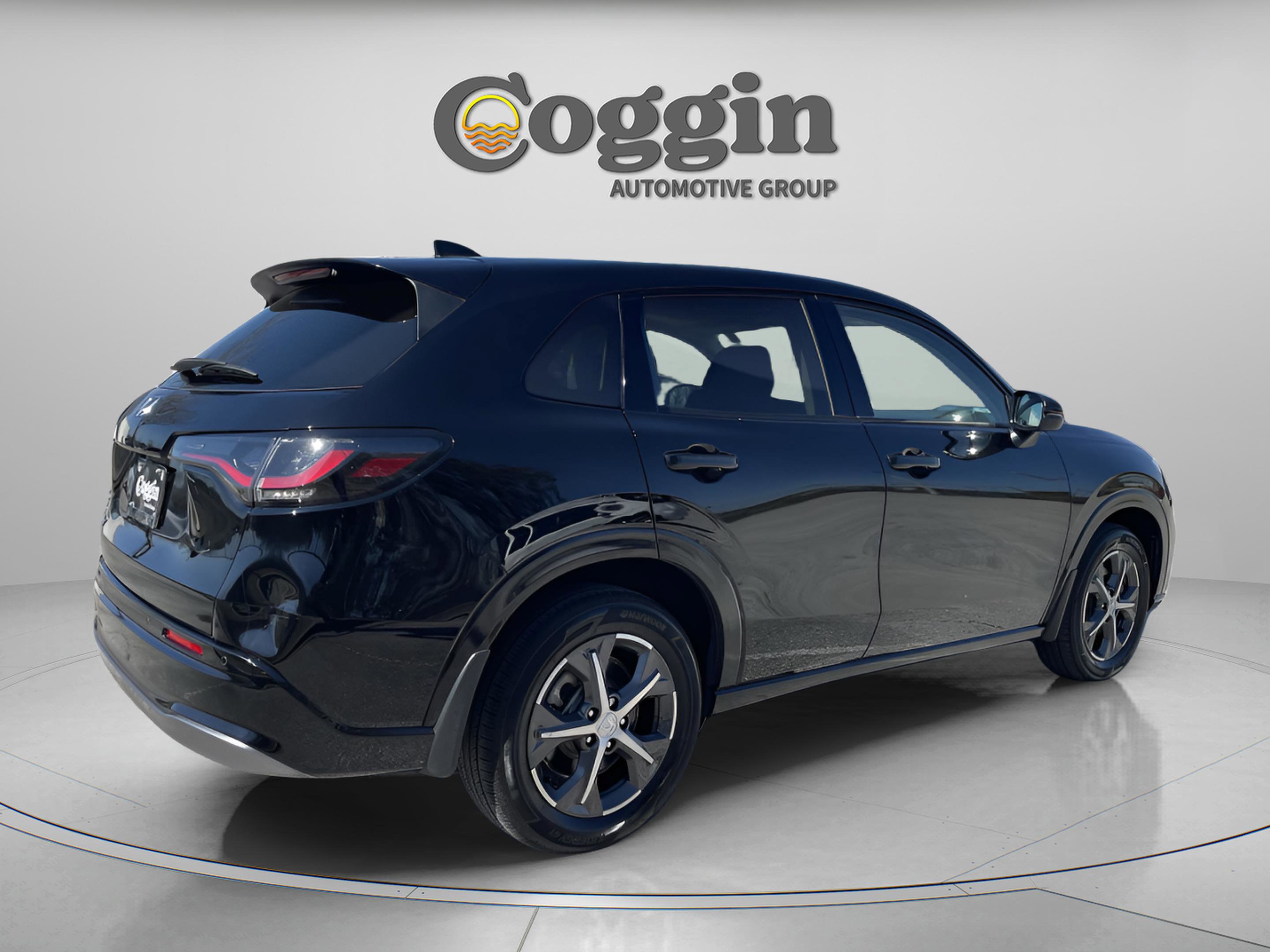 Certified 2024 Honda HR-V EX-L image 7