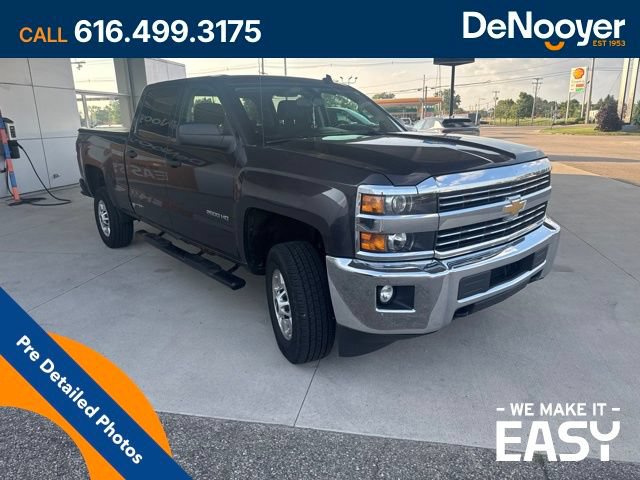 Used 2015 Chevrolet Silverado 2500 LT w/ LT Convenience Package AWD/4WD image 3