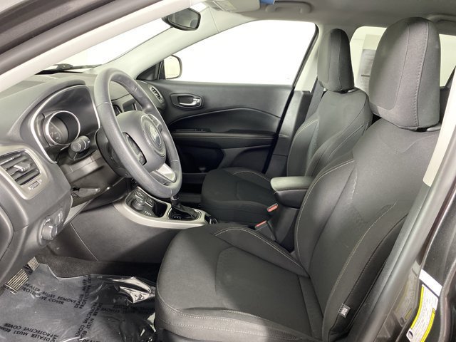 Used 2019 Jeep Compass Sport AWD/4WD image 16