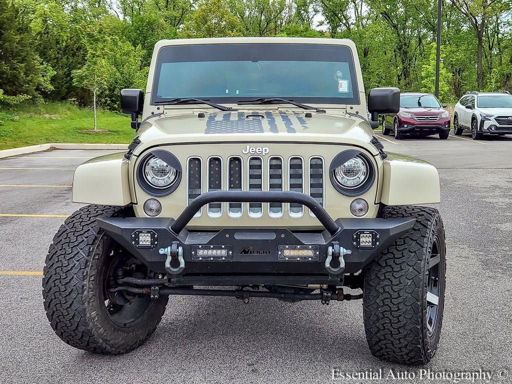 Used 2017 Jeep Wrangler Unlimited Sahara w/ Connectivity Group AWD/4WD image 4