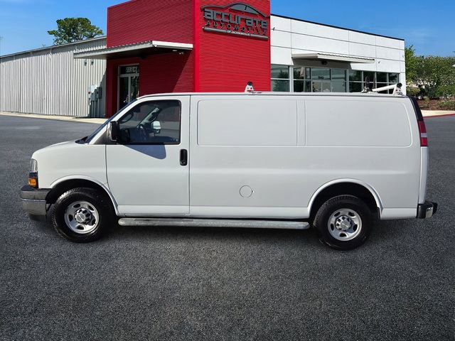 Used 2020 Chevrolet Express 2500 w/ Driver Convenience Package image 2