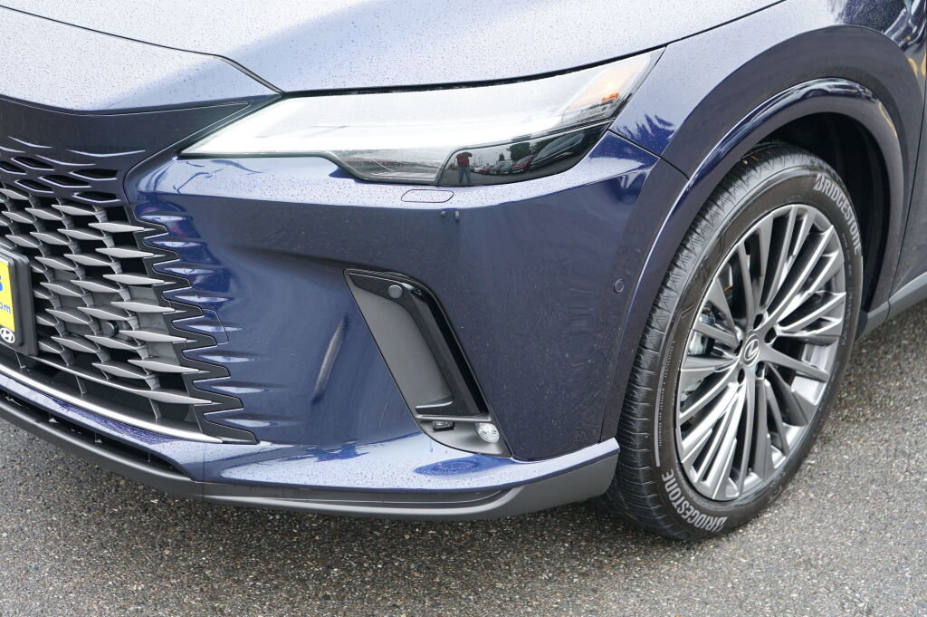 Used 2025 Lexus RX 450h 450h+ Luxury image 7