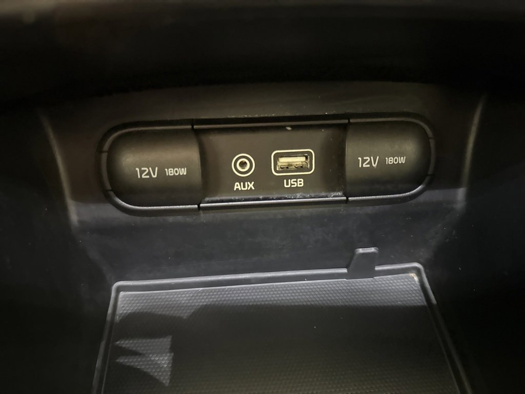 Used 2017 Kia Sorento SX image 29