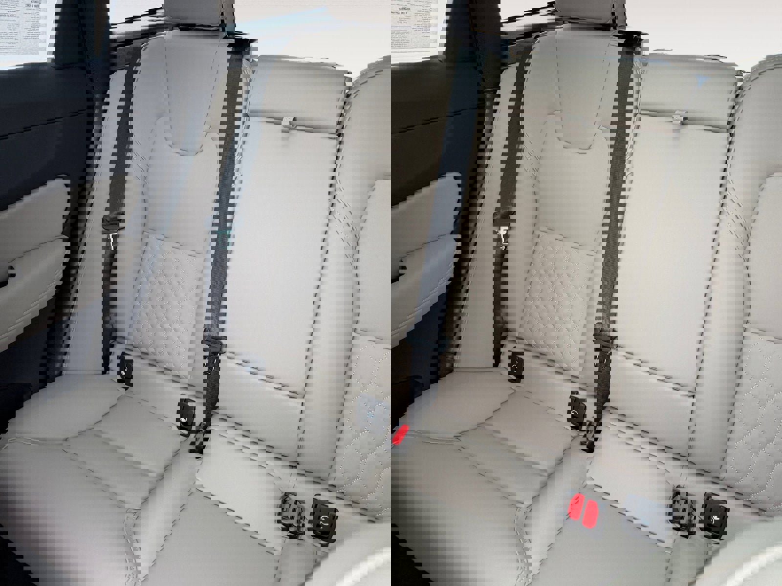 New 2026 Volvo XC60 B5 Plus w/ Protection Package Premier image 13