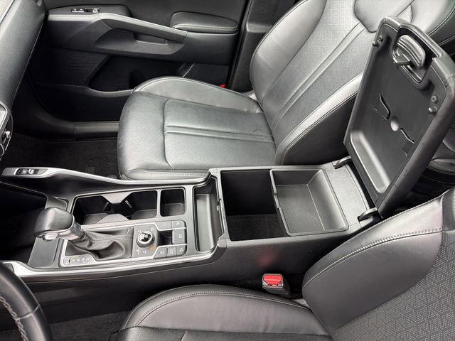 Used 2023 Kia Sorento X-Line EX image 23