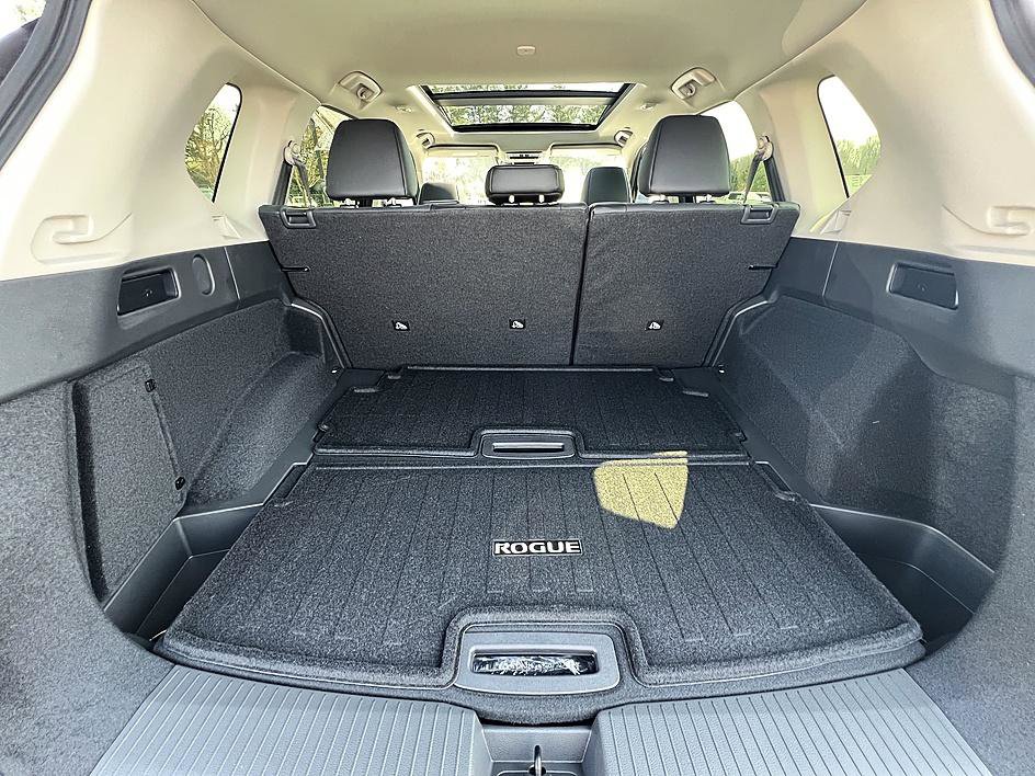 New 2026 Nissan Rogue Platinum image 31