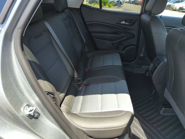 Used 2026 Chevrolet Trax LT w/ Driver Confidence Package image 29