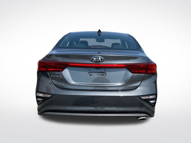 Used 2020 Kia Forte LXS FWD image 4