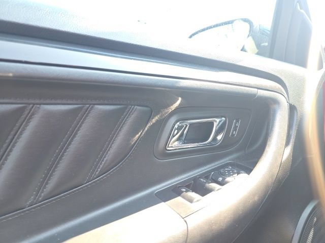 Used 2014 Ford Taurus SHO w/ Equipment Group 401A AWD/4WD image 18
