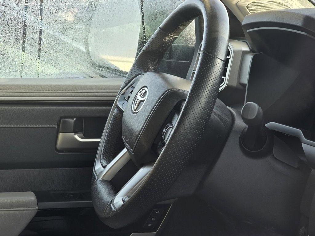 Used 2024 Toyota Tundra Limited image 17