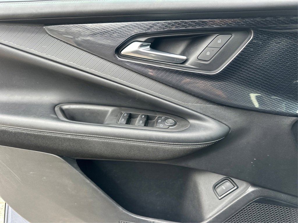 Used 2025 Chevrolet Blazer EV LT image 28