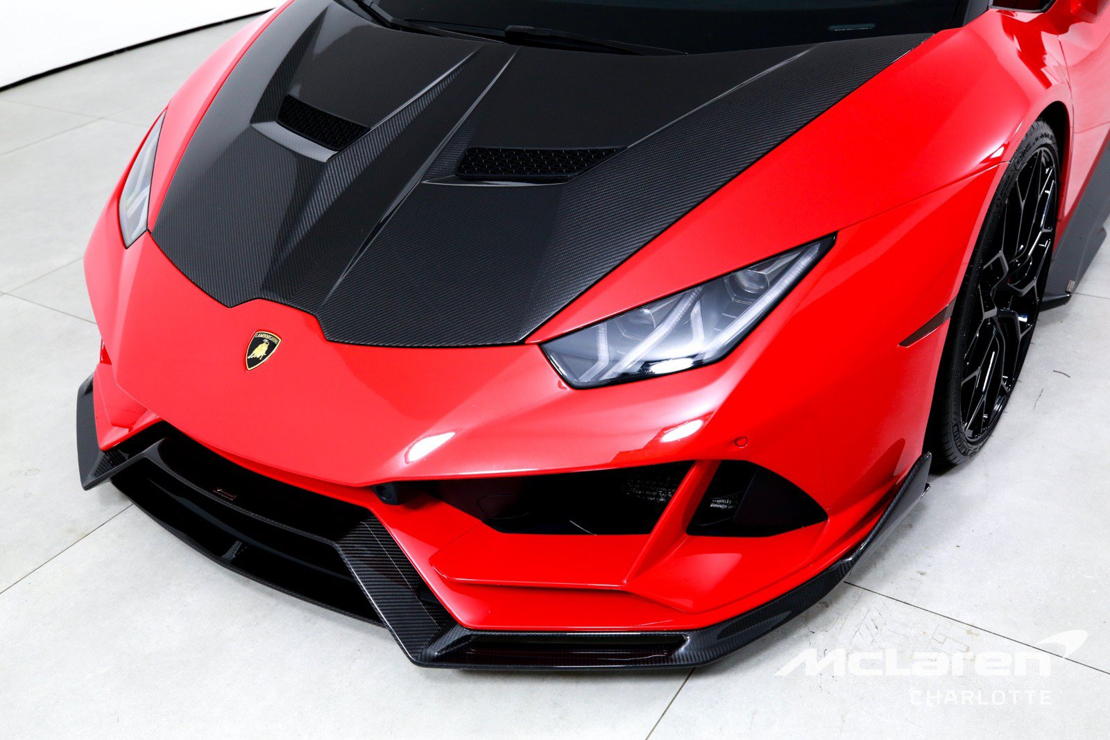 Used 2020 Lamborghini Huracan EVO AWD/4WD image 30