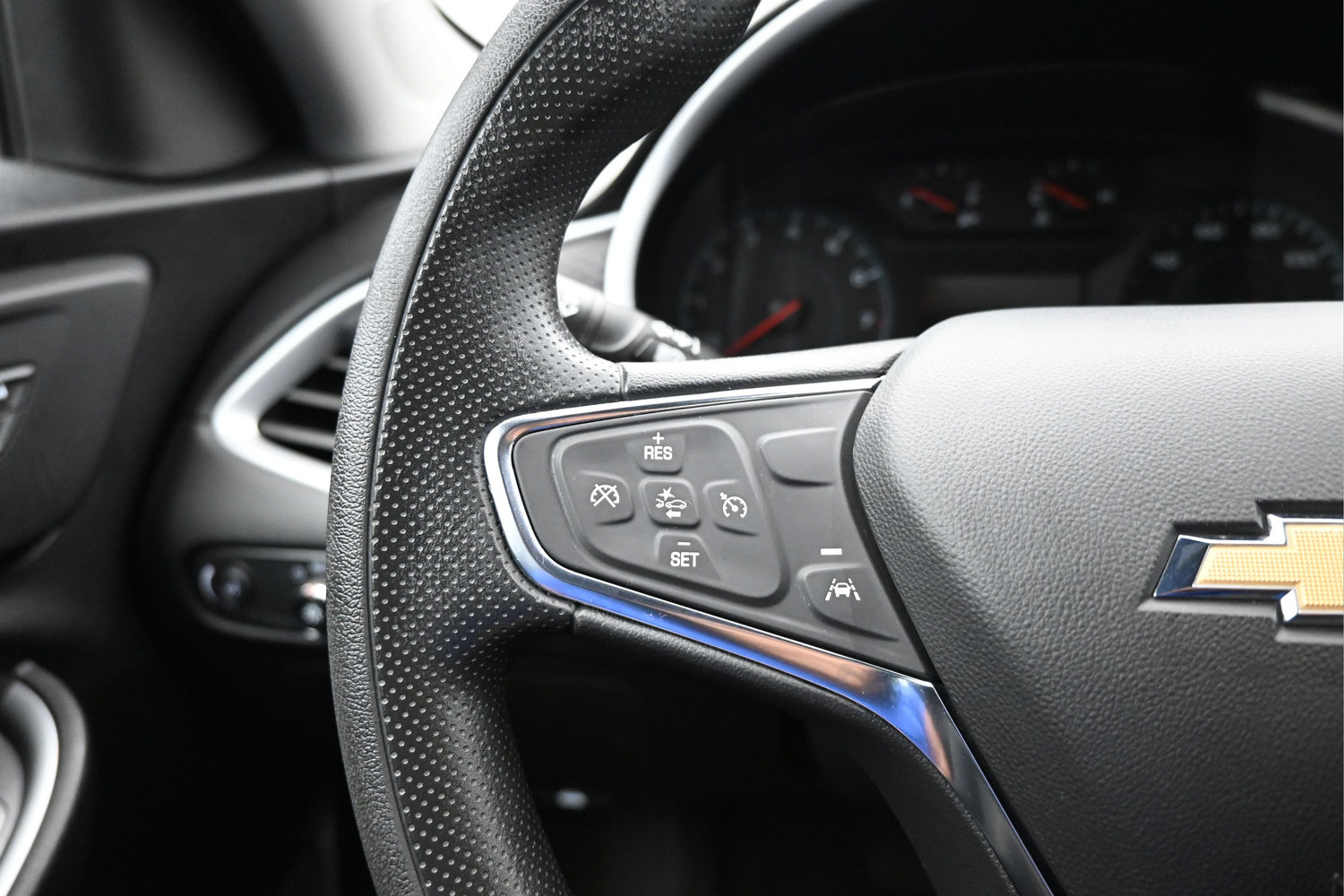Used 2024 Chevrolet Malibu LT FWD image 17