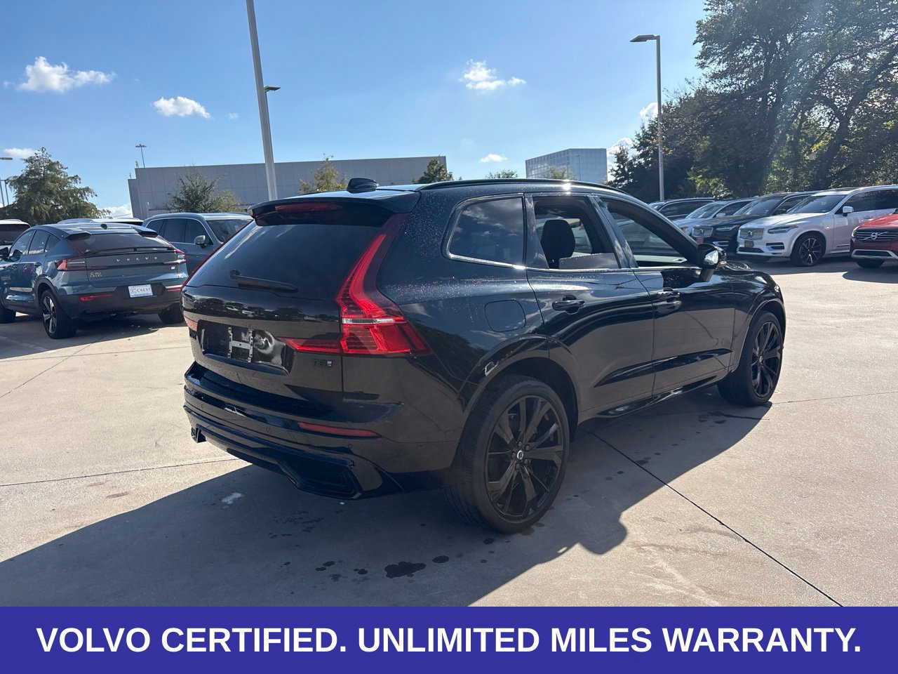 Certified 2025 Volvo XC60 T8 Ultra w/ Climate Package AWD/4WD image 8