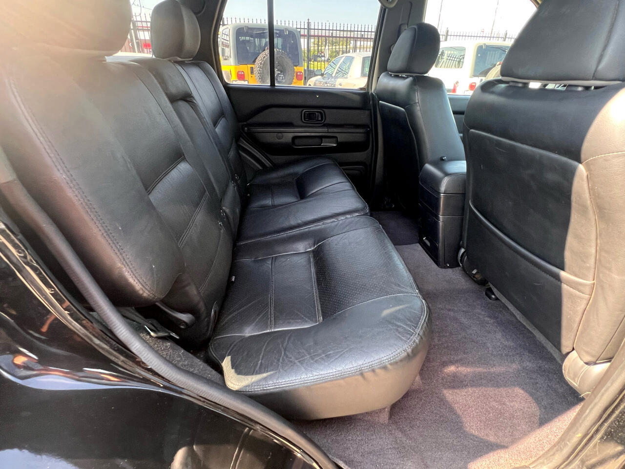 Used 2001 Nissan Pathfinder LE image 51