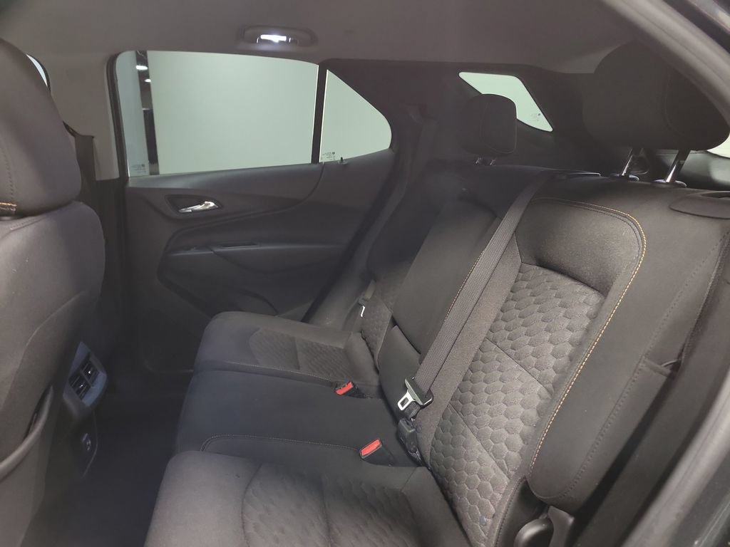 Used 2021 Chevrolet Equinox LT FWD image 19