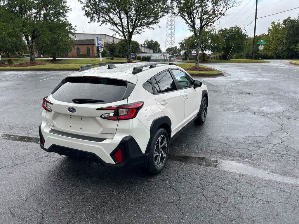 Used 2025 Subaru Crosstrek 2.5i Premium AWD/4WD image 2