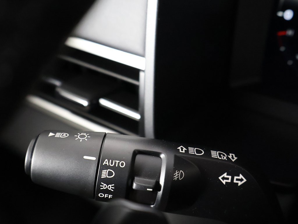 New 2025 Mitsubishi Outlander SE image 45
