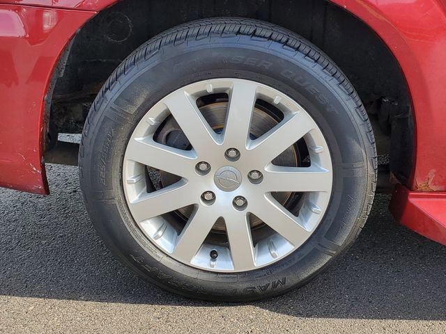 Used 2013 Chrysler Town & Country Touring FWD image 9